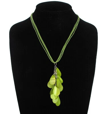 Ожерелье с подвеской из нескольких нитей зеленый шнур натуральный перламутр каплевидная бахрома - Изображение 1 из 4