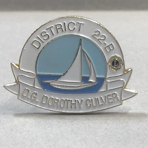 Lions Club District 22-B Segelboot Wassersegeln Pinback Pin - Bild 1 von 3