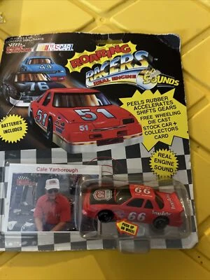 Racing Champions Cale Yarborough #66 1991 Roaring Racers Engine Sounds 1/64   Foto 1 de 4