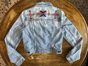 American Eagle Y2k Distressed Cropped Jean Jacket W/ Aztec Embroidery Women’s M - Picture 1 of 9