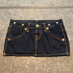 True Religion Vintage Y2K Jean Mini Skirt Sz 28 USA Dark Denim Low Rise Western - Picture 1 of 10