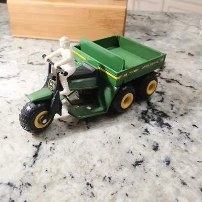 Vtg 80s Ertl 1:16 John Deere Die-cast 600,  Little Man.  - Image 1 of 4