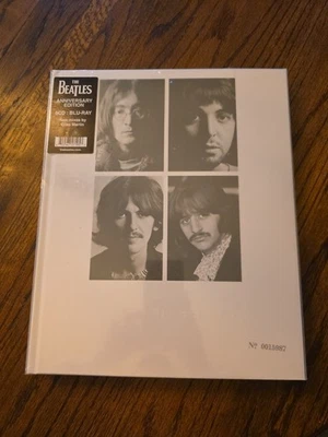 THE BEATLES The White Album 50th Anniversary 6CD + Blu Ray Super Deluxe Box Set - Image 1 of 4