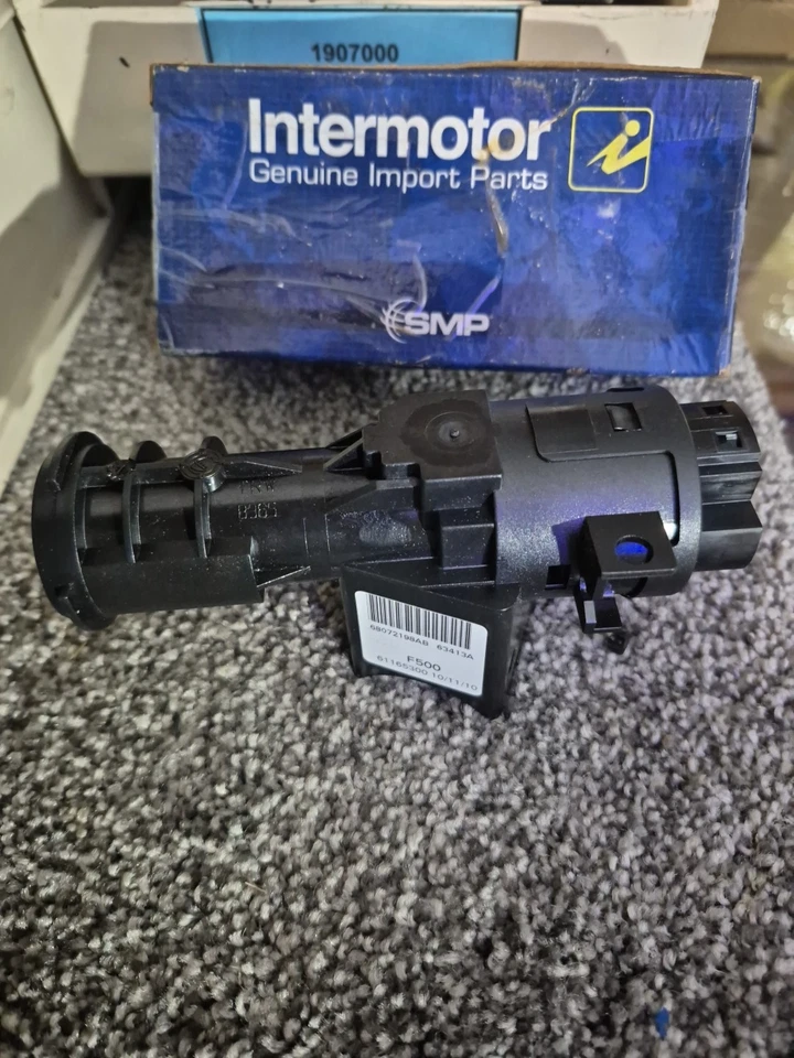 2012-2019 FIAT 500 IGNITION SWITCH KIT GENUINE Intermotor Part US-1077 (W3402) - Image 1 of 4