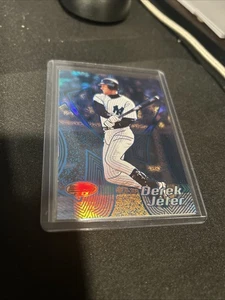 Bowman’s Best 2002 - Derek Jeter #2 lámina azul 237/300 SP - Imagen 1 de 2