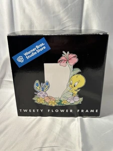 Tweety Flower Frame Hold ( 4 x 6 ) Photo - Picture 1 of 6