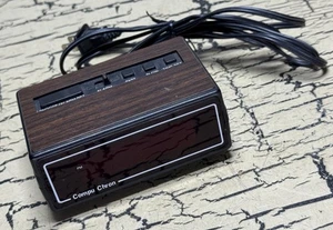 Reloj despertador eléctrico digital Compu Chron modelo 5408 imitación madera grano raro de colección - Imagen 1 de 7