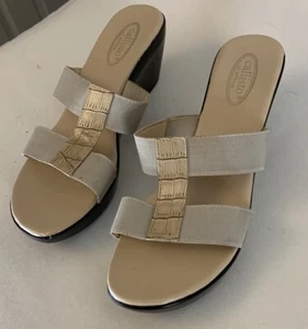 Callisto Of California beige Lack und Gummizug Keilabsatz Sandalen Schuhe US 10 / EU 40 - Bild 1 von 9