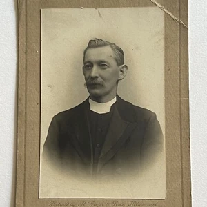 Antique Mounted Photograph Handsome Mature Man Preacher Priest Kilmarnock VA - Picture 1 of 10