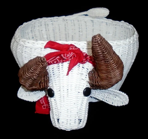 Vintage WHITE WICKER Rattan WESTERN BULL Basket LARGE Woven UNIQUE Cottage DECOR Cover