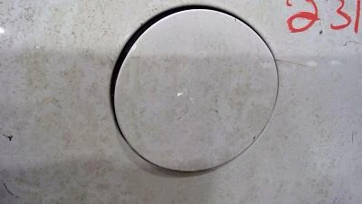 12 - 17 Buick Verano Fuel Filler Door Gas Flap White Paint GAZ OEM 22738901 — 第 1/2 张图片
