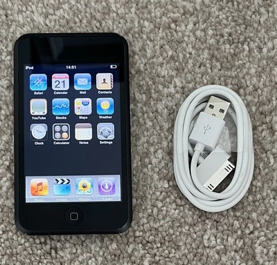 Apple iPod Touch 32GB 1st gen black / chrome - A1213 - MB376LL - working model  - Image 1 of 4