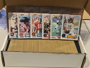 1982 Topps FOOTBALL COMPLETE Set (1-528) Lawrence Taylor Rookie - 887🔥🏈🔥 - Picture 1 of 6