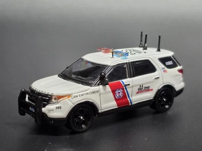 Greenlight Hot Pursuit 2015 Ford Interceptor Utility US Coast Guard - CUSTOM - Image 1 of 4