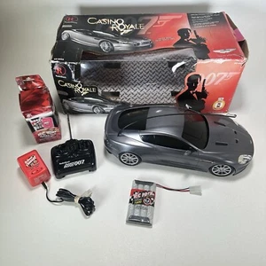 Radio Shack James Bond 007 Aston Martin telecomando testato con batterie e scatola! - Foto 1 di 24