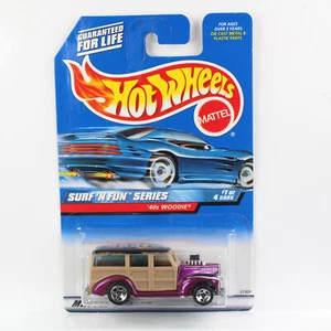 Hot Wheels 1999 - COLECCIONISTA DE TARJETAS AZULES - MADERA DE LOS AÑOS 40 - SERIE SURF 'N FUN - Imagen 1 de 2