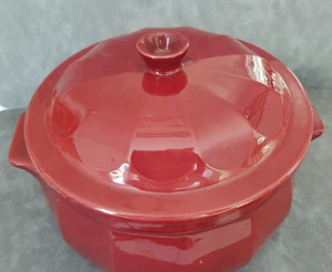 Williams Sonoma Emile Henry Kasserolle mit Deckel Dutch Oven Burgund - Bild 1 von 6