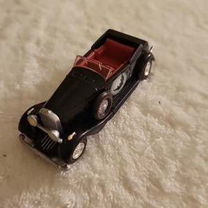 Johnny Lightning Movie Monsters #2 Hispano Cabriolet 2005 Dracula Diecast Car - Picture 1 of 3