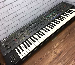 Casio CZ-5000 Vintage Phase Distortion Synthesizer mit Sequenzer funktioniert... - Bild 1 von 24