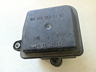 2000-2006 MERCEDES-BENZ W220 S430 ~ POWER STEERING RESERVOIR TANK - Image 1 of 4