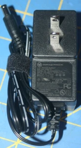 Adaptador de fuente de alimentación AC/DC 5V 0.7A de pared genuino LEI MU03B8050070-A1 fabricante de equipos originales - Imagen 1 de 5