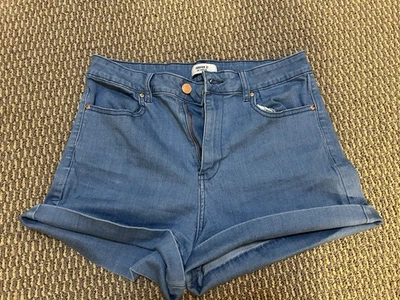 Pantalones Cortos de Jean Forever 21 Azul Claro Denim Dobladillo con Puños Tiro Alto Elásticos Talla 28 Foto 1 de 2