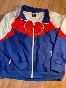 Chaqueta cortavientos/chaqueta Nike rojo/blanco/azul colorblock EE. UU. talla XXL capucha cuello oculto - Imagen 1 de 9