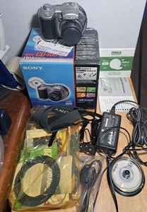 Sony MVC-CD400 Mavica Digitalkamera, 3x optischer Zoom manuell, Ladegerät & CDRs - Bild 1 von 13