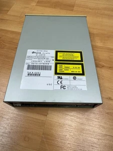 Plextor Px-32Tsi 32X Scsi 68-Pin Cd-Rom - Picture 1 of 1