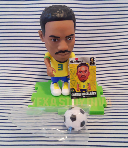 ZURU FIFA Ballers スペイン代表 カルバハル レア 含む 4種類 ZURU FIFA Ballers Dani Carvajal Spain National Team Action Figure