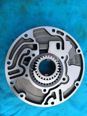 TH400 8 Bolt Pump Body (casting 8626895) 1972 - Image 1 of 4