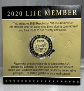 Spilla da bavero Comitato Nazionale Repubblicano RNC 2020 membro a vita ~ Esclusiva - Foto 1 di 3