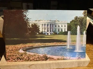 The White House, Washington DC - Picture 1 of 2