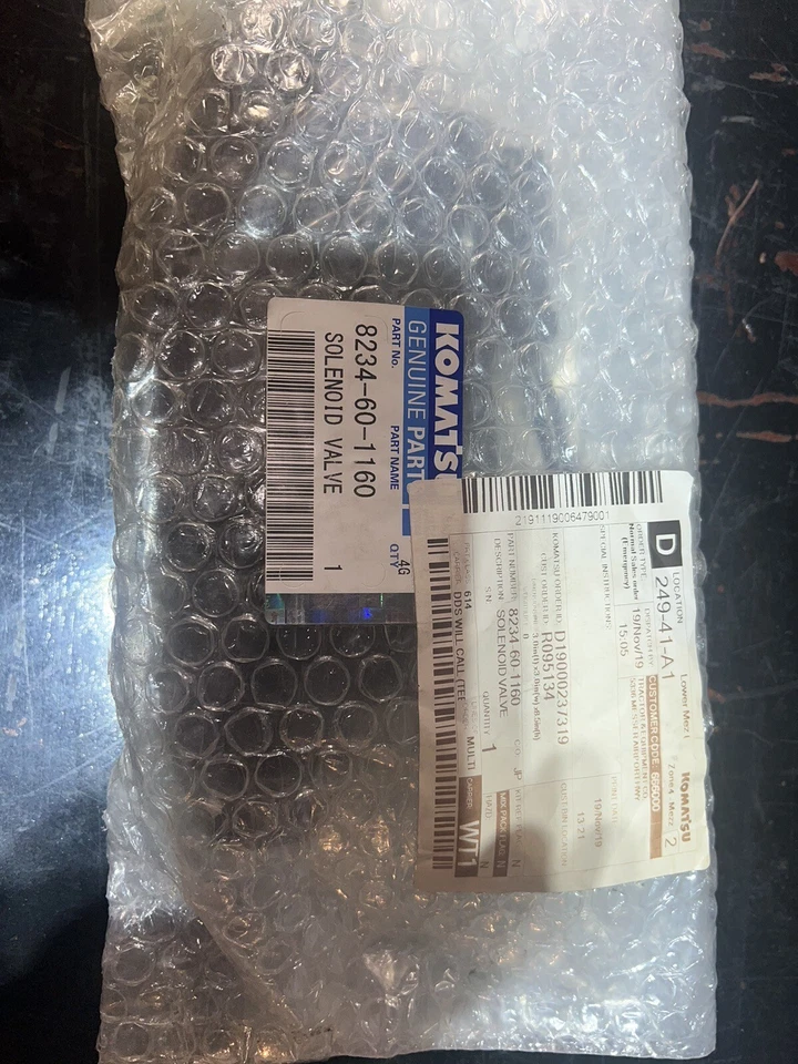 Komatsu 8234-60-1160 Solenoid Valve PC2000 Genuine Komatsu not CAT - Image 1 of 1