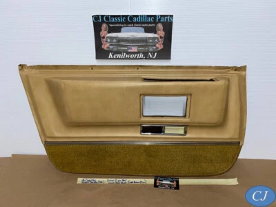 76 Cadillac Sedán Deville 4 puertas LADO IZQUIERDO DEL CONDUCTOR TRASERO PUERTA INFERIOR PANEL MOLDURA NEGRO Foto 1 de 4