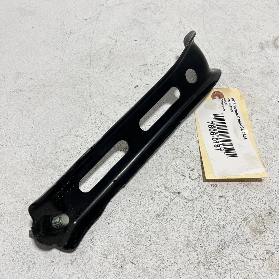 2018-2023 Toyota Camry SE Exhaust Manifold Stay Bracket Brace OEM - Image 1 of 4