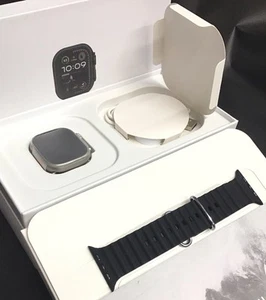 APPLE Watch Ultra 2 Titanium Case with Black Ocean Band, 49MM ONE SIZE - Photo 1 sur 4