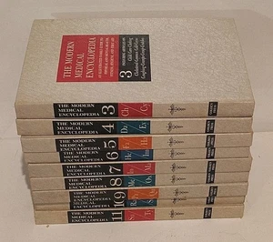 The Modern Medical Encyclopedia by Golden Press Circa 1965 Volumes 3 - 11 - Foto 1 di 12