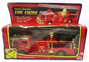 New Bright 1058 Battery Operated Fire Truck Engine Bump N Go Original Box 1987 - Picture 1 of 6