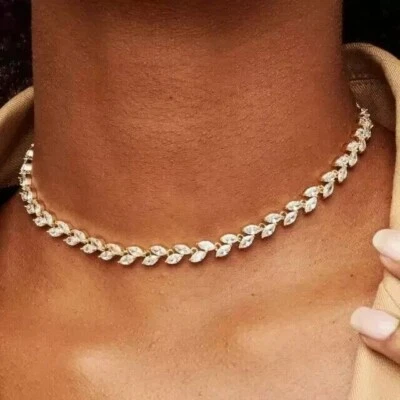 Collar gargantilla de eslabones de cadena de diamantes simulados de corte marquesa enchapado en oro de 14 k Foto 1 de 4