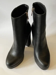 JESSICA SIMPSON Women's Black 1" Platform JP-Owsley Block Heel Ankle Boots 8M - Picture 1 of 7