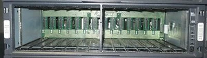 Baie de stockage de masse Fibre Channel CHÂSSIS VIDE NETAPP DS14MK2 FC PAS DE DISQUE DUR, BLOC D'ALIMENTATION - Photo 1/2