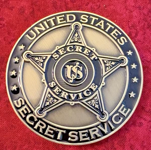 US SECRET SERVICE CHALLENGE COIN - SAINT MICHAEL'S COIN WITH VINTAGE STAR / NEW - Picture 1 of 4