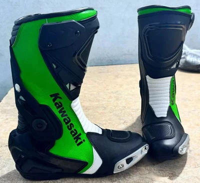 2025 Hombres Motocicleta Motociclista Botas de Cuero Carreras Motocicleta Cuero de Vaca Botas Foto 1 de 2