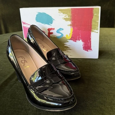 Bomba mocasín F5J ~~ charol negro Penny🐇 talla 8 Foto 1 de 4