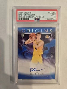 2024-25 Panini Origins Dalton Knecht RC Rookie Auto Blue 8/49 PSA 9 - Bild 1 von 2