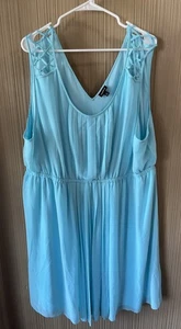 Women’s Plus Size Torrid Blue Dress Size 4 - Picture 1 of 5