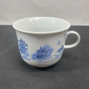 Chinese Garden Blue Emerald Porcelain Coffee Tea Cup Oriental Scene - Picture 1 of 4