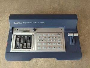 CONMUTADOR DE VIDEO DIGITAL DATAVIDEO SE-500 4 CANALES S-VIDEO - Imagen 1 de 7