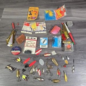 Fishing Lure Lot Wysiwyg See Photos - Picture 1 of 18